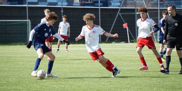 YLC Junioren: Pflichtsieg gegen SC Zollikon