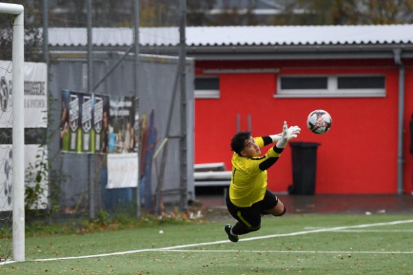 Nachwuchs: Souveräner Sieg mit stürmischer Phase Nachwuchs: Souveräner Sieg mit stürmischer Phase