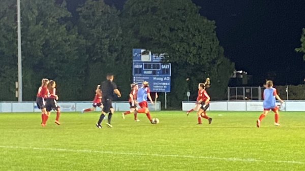 Juniorinnen B/11: Einzug in die nächste Runde im Cup