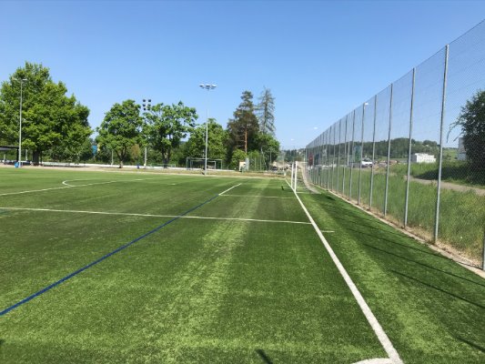 Juniorinnen B/11:  1. Sieg im ersten Meisterschaftsspiel