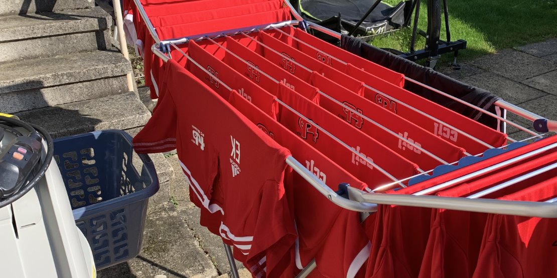 YLC Junioren - Verdienter erster Sieg nach wildem Kick